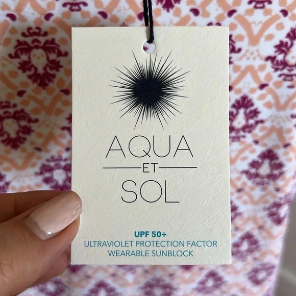 Aqua et Sol UPF 50+ Dress - Size S - Picture 6 of 8